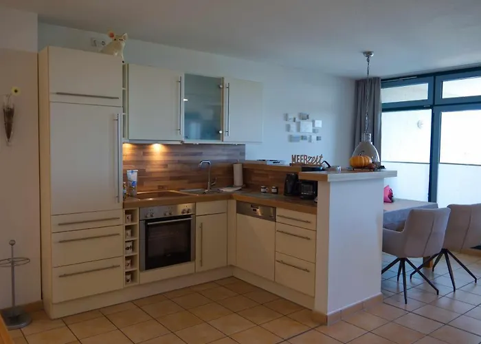 Inselblume 50 - Von Privat In Der Strandburg * Burgtiefe auf Fehmarn