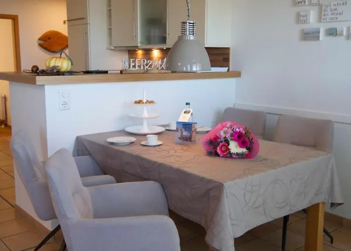 Vakantiehuis Inselblume 50 - Von Privat In Der Strandburg Burgtiefe auf Fehmarn